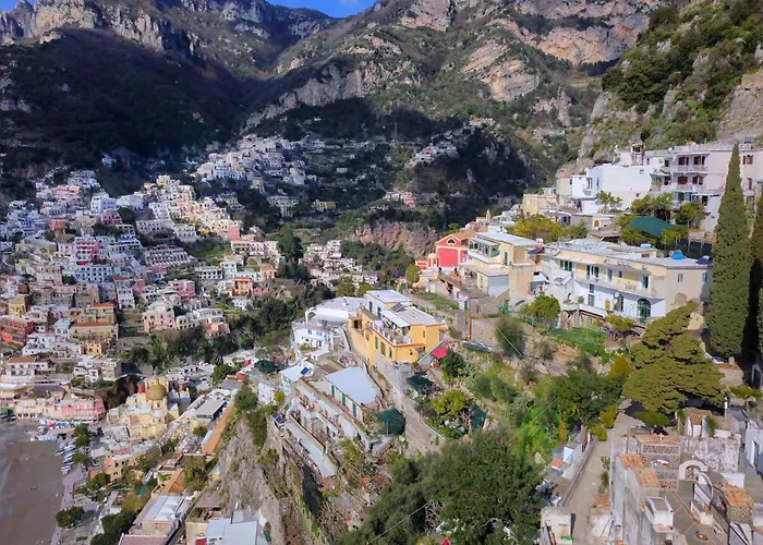 - Anna * Positano